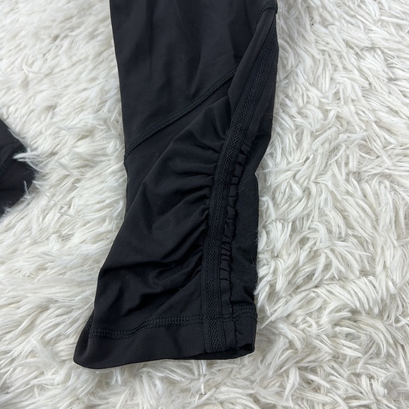 Lululemon Run: For Your Life Crop Black - Picture 3 of 6